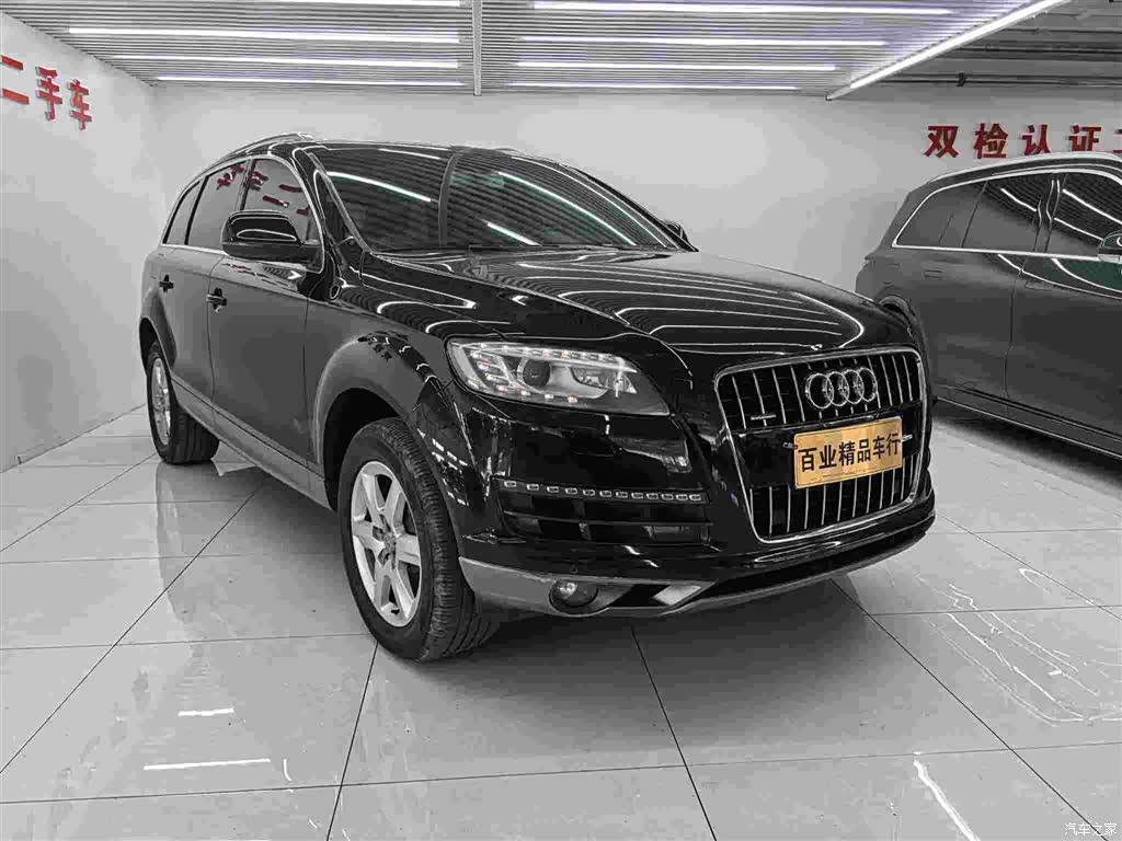 Audi Q7, 2014 1