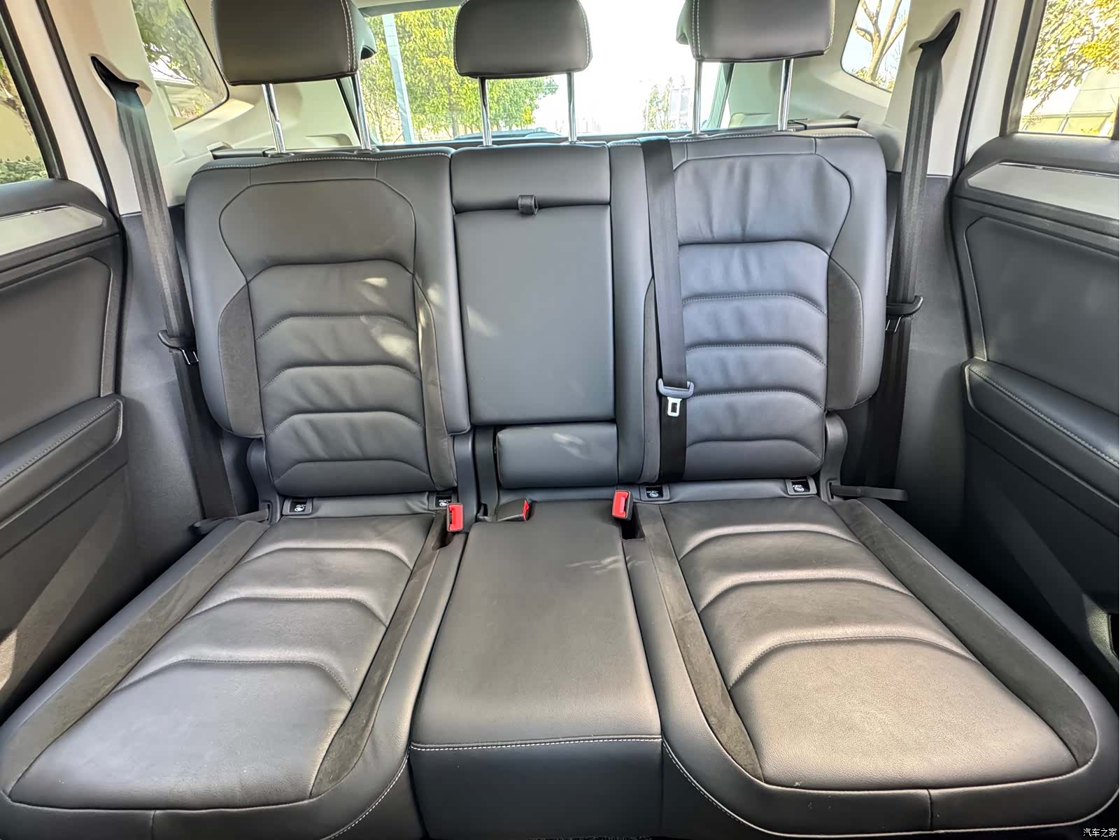 Volkswagen Tiguan L, 2021 10