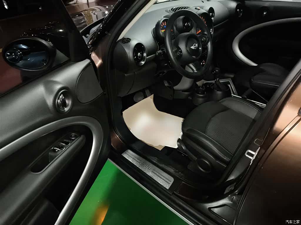 Mini Countryman, 2015 13