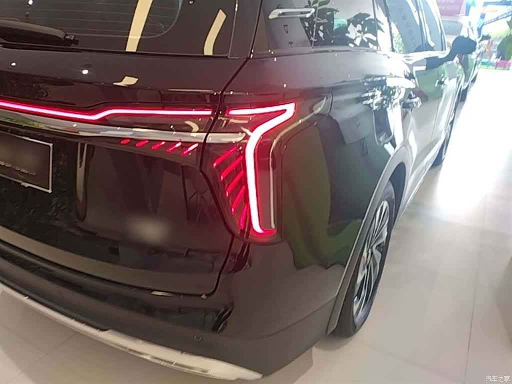 Hongqi HS7, 2024 8