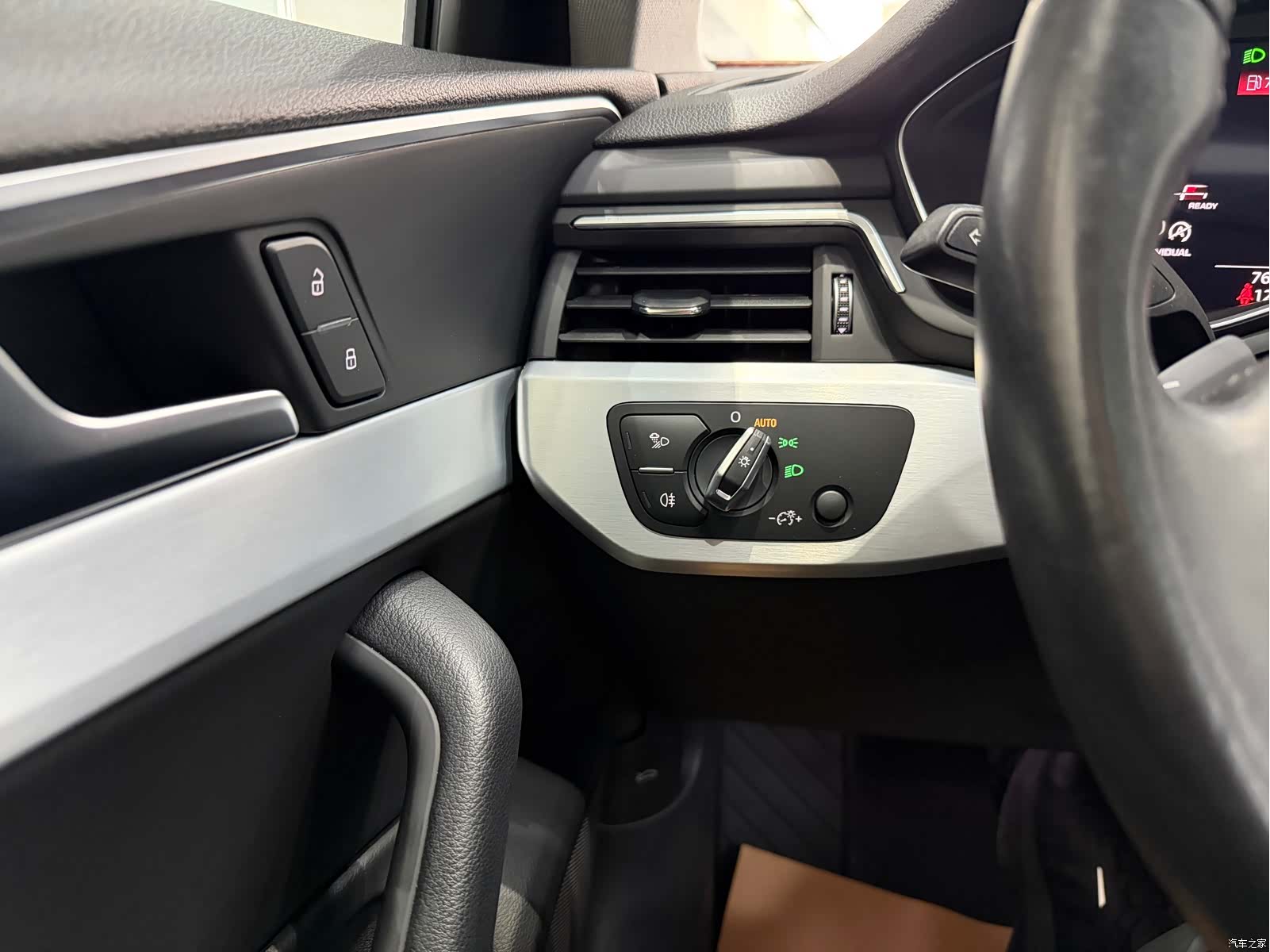 Audi A4L, 2023 15