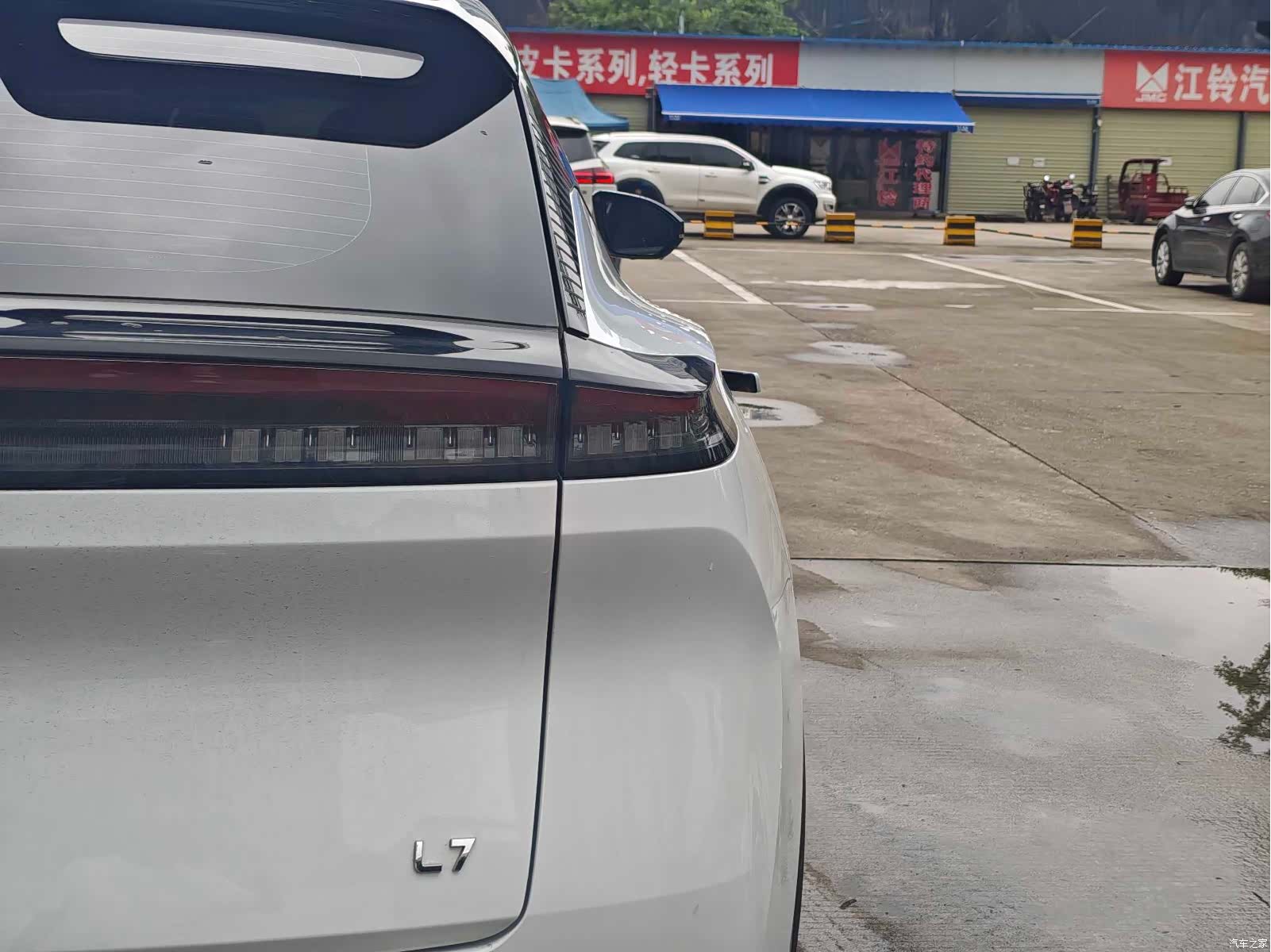 DongFeng L7, 2025 11