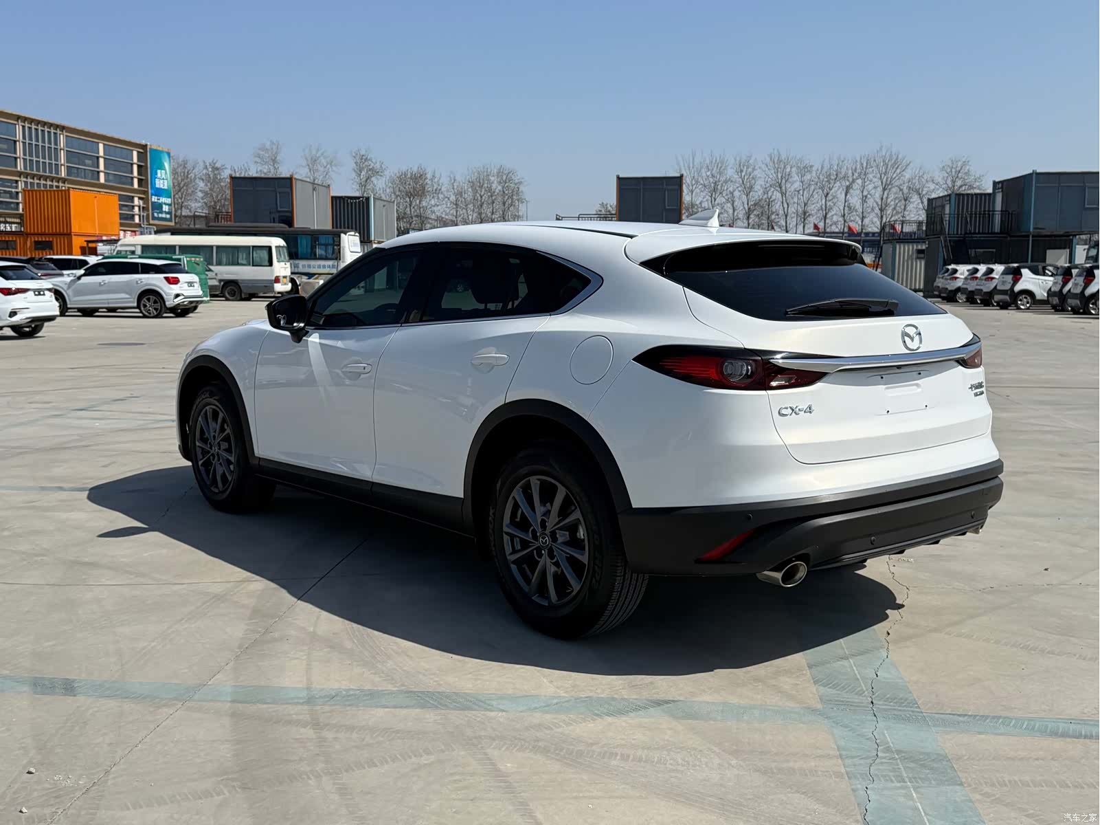 Mazda CX-4, 2023 6