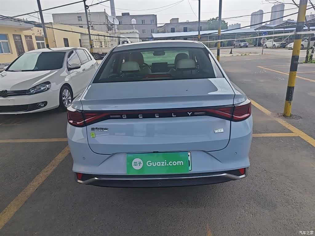 Geely Emgrand, 2023 6