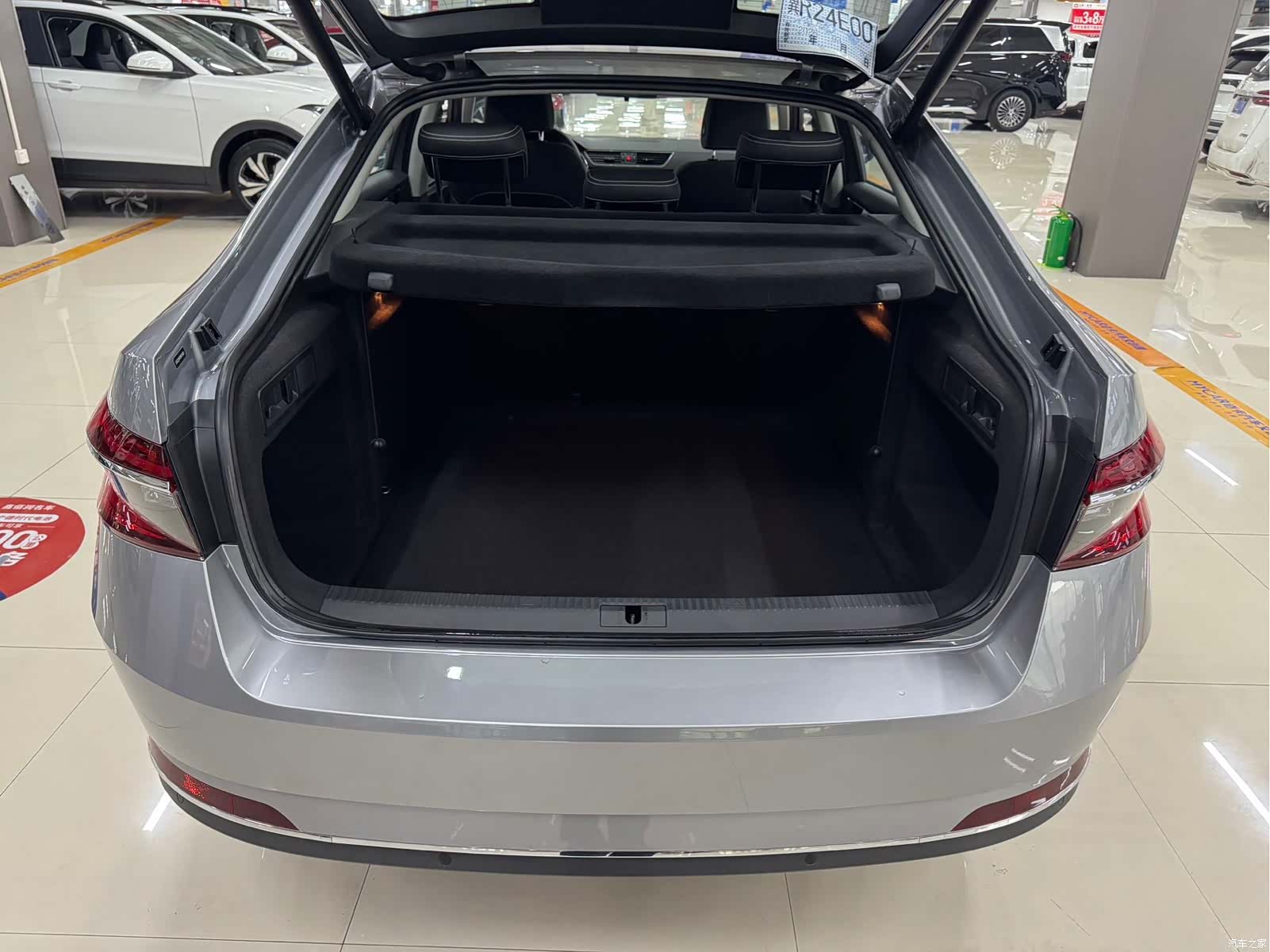 Skoda Superb, 2025 9