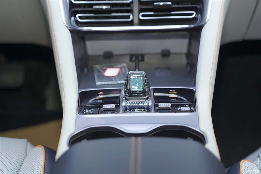 BYD Song, 2023 7