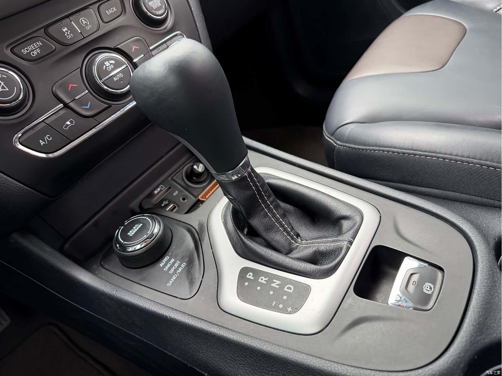 Jeep Cherokee, 2017 2