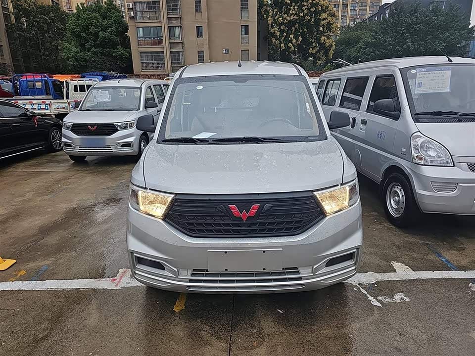 Wuling Wuling Hongguang V