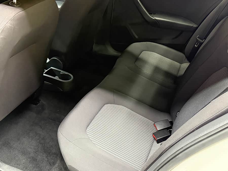 Volkswagen Santana 2016, фото 9