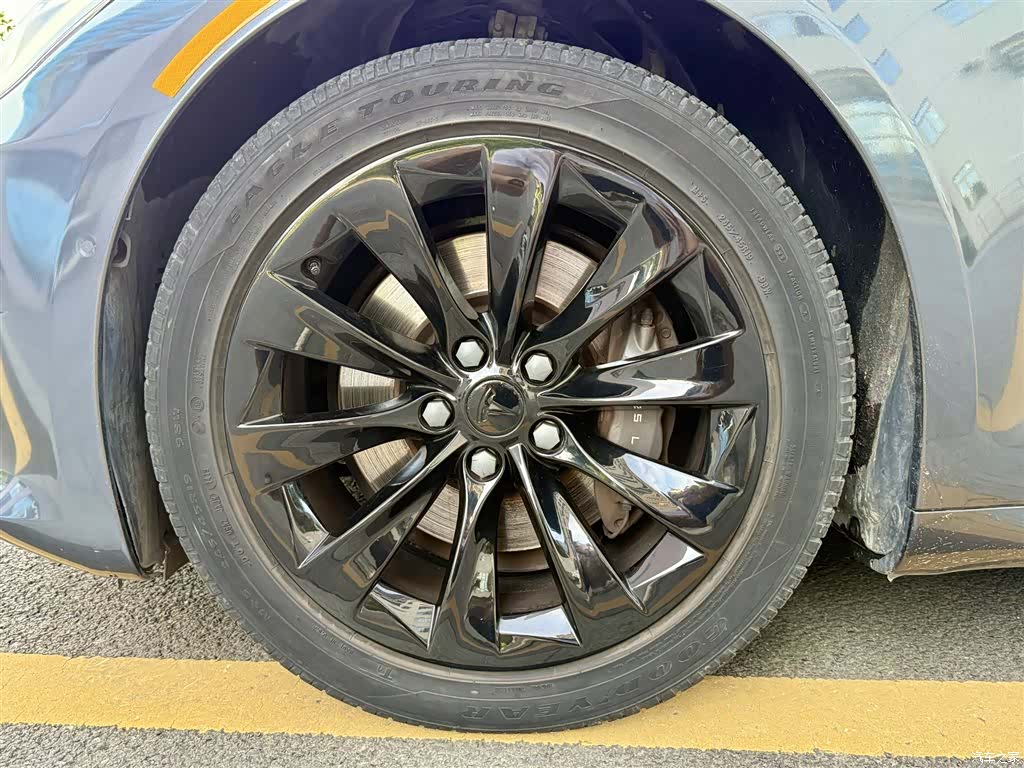 Tesla Model S, 2019 29