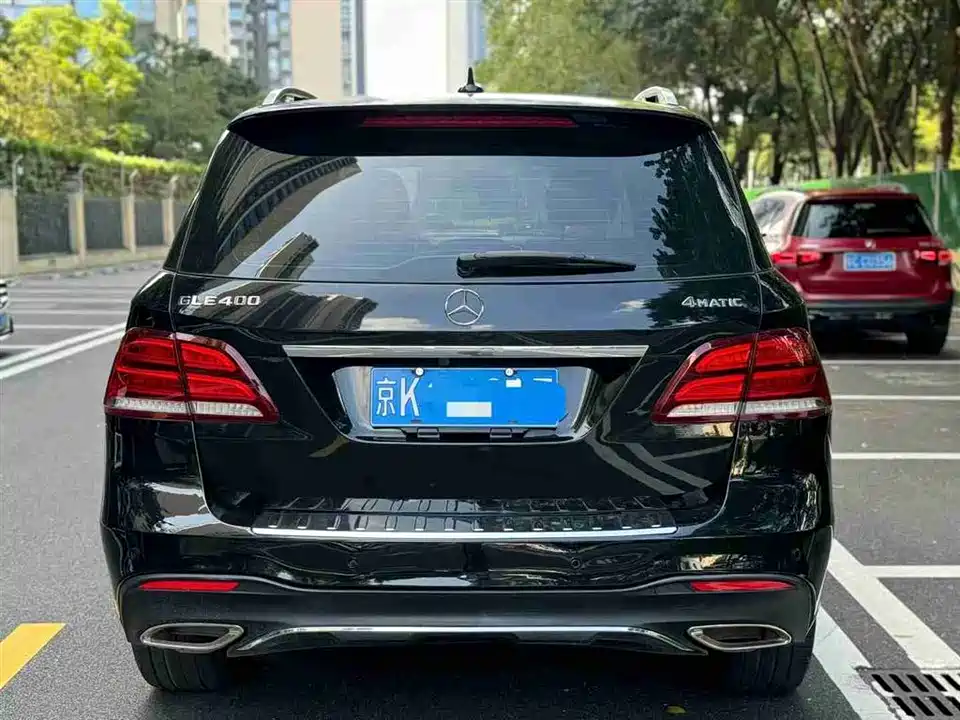 Mercedes-Benz M class