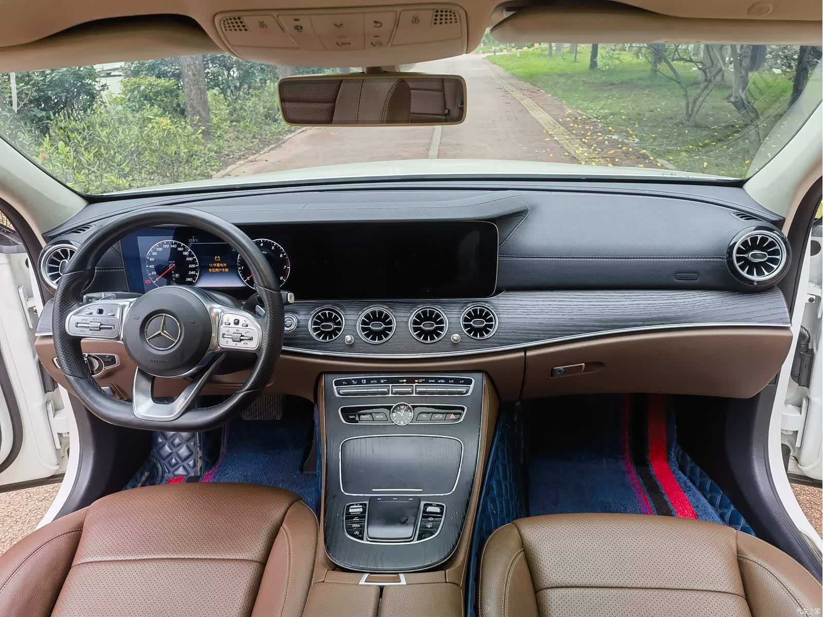 Mercedes-Benz E-Class, 2019 15