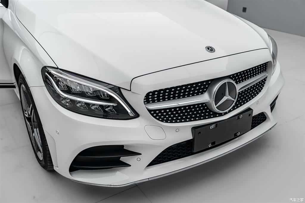 Mercedes-Benz C-Class, 2021 36