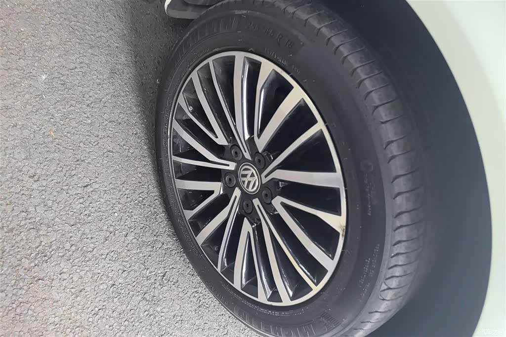 Volkswagen 7, 2019 6