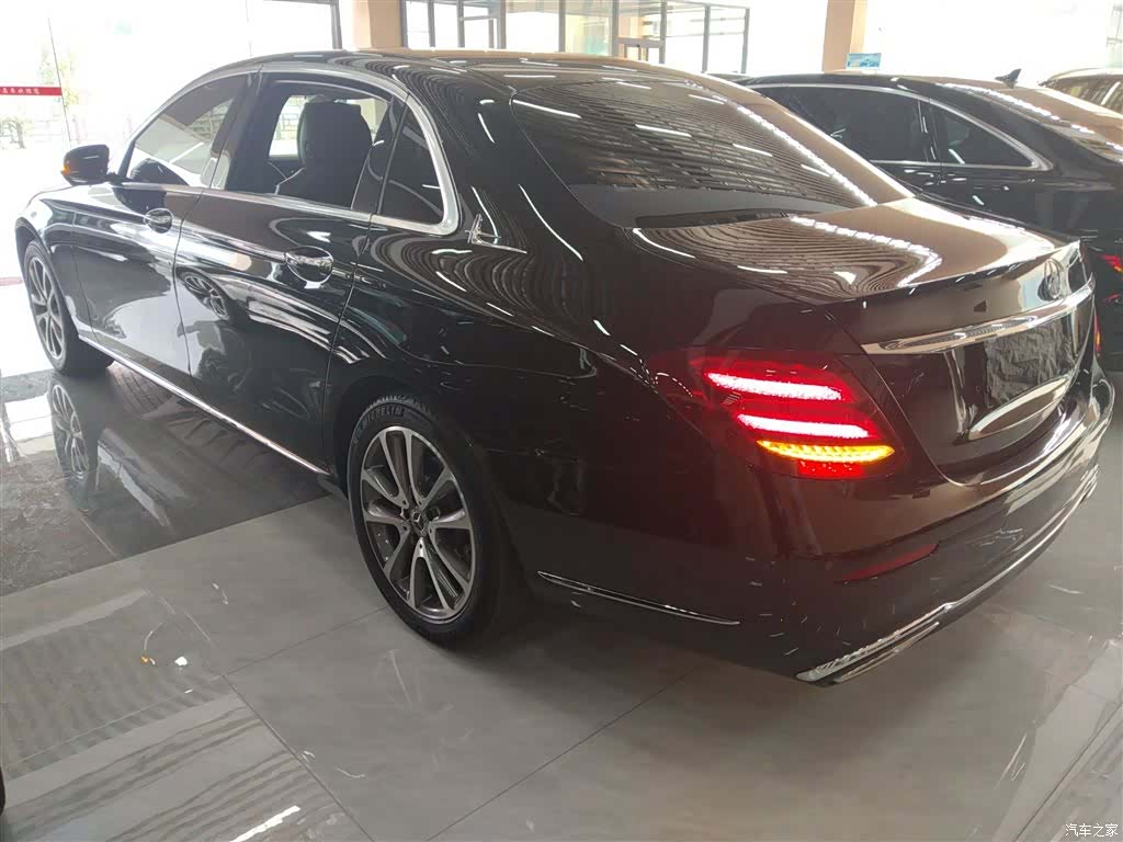 Mercedes-Benz E-Class, 2020 все фото