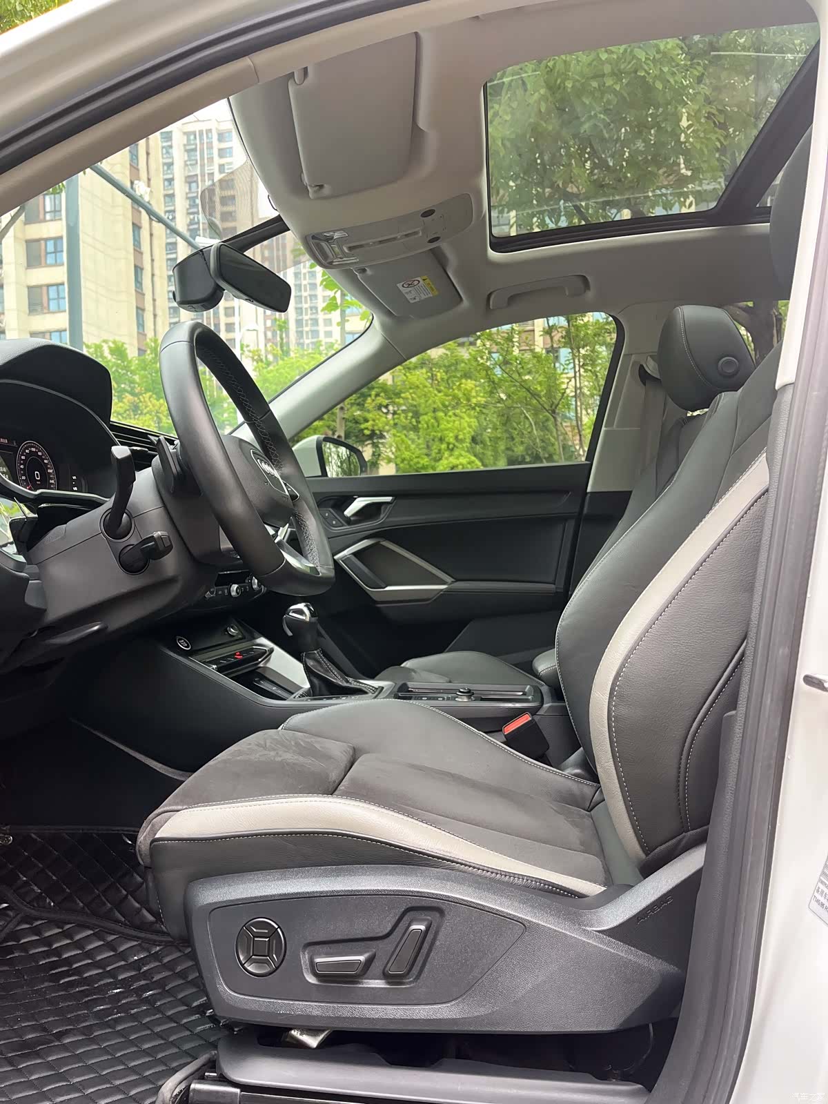 Audi Q3, 2023 12