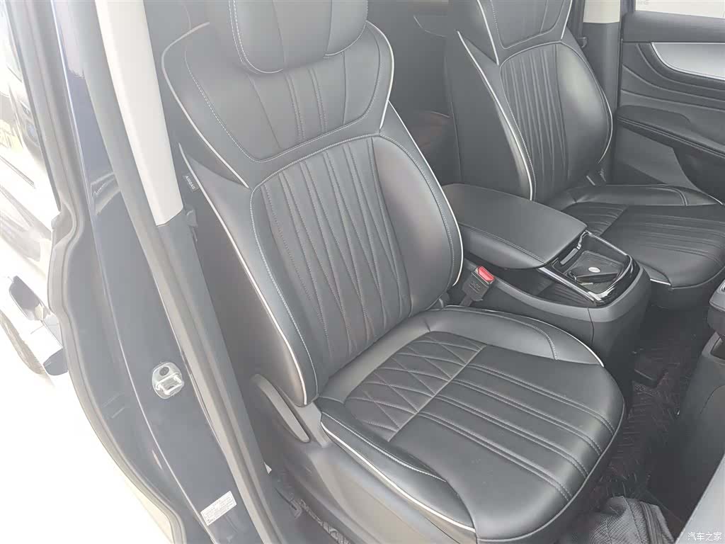 Roewe iMAX8, 2021 24