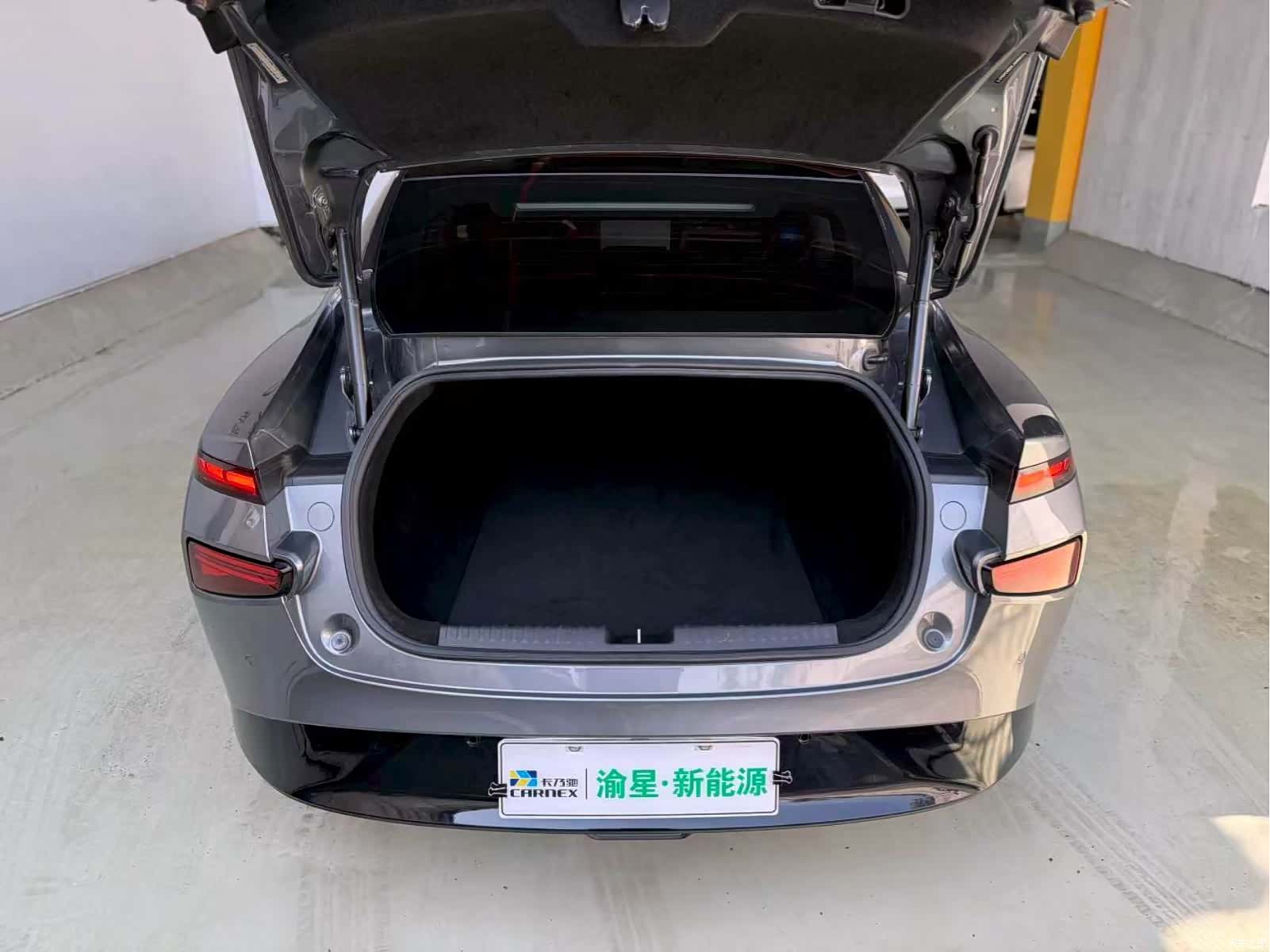 Xpeng P7, 2021 23
