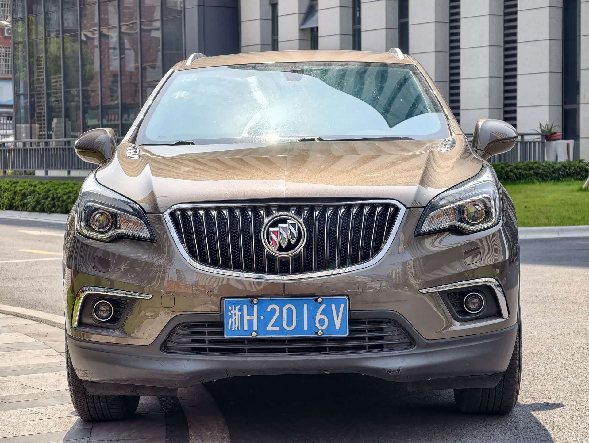 Buick Envision Plus, 2017 все фото