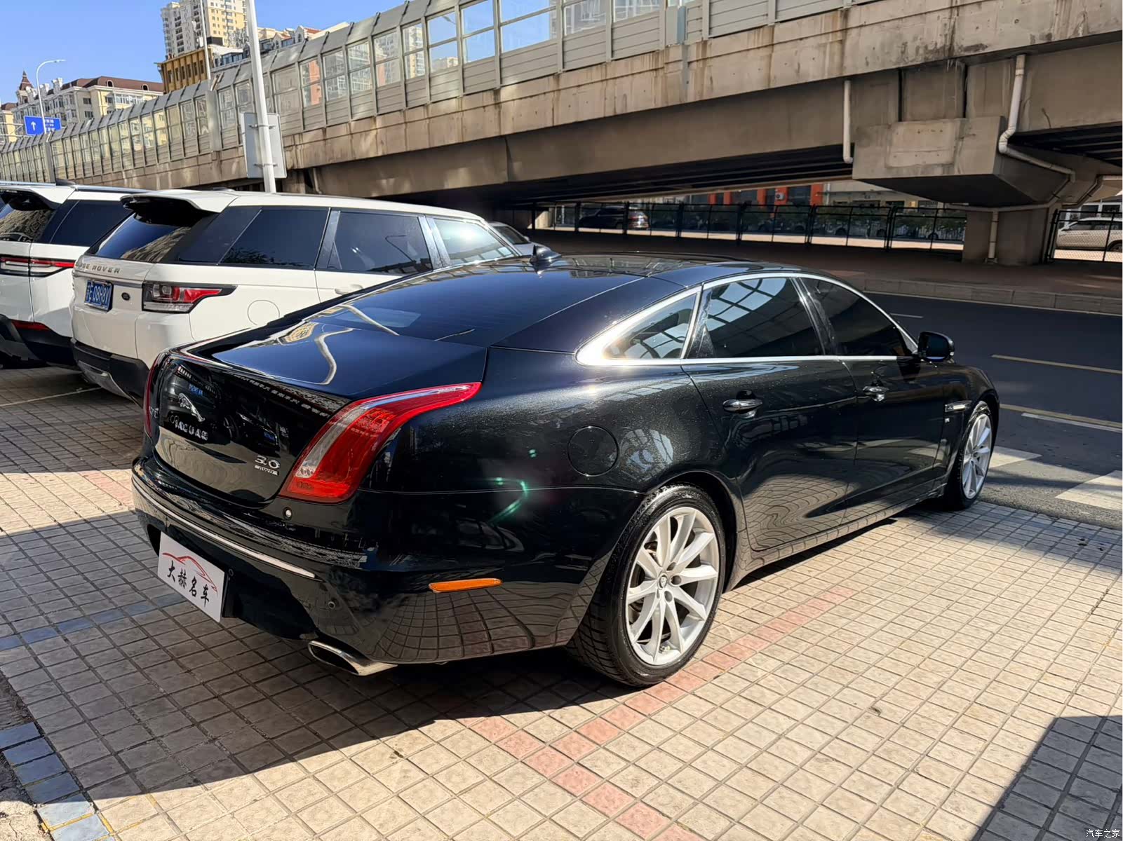 Jaguar XJ, 2013 6
