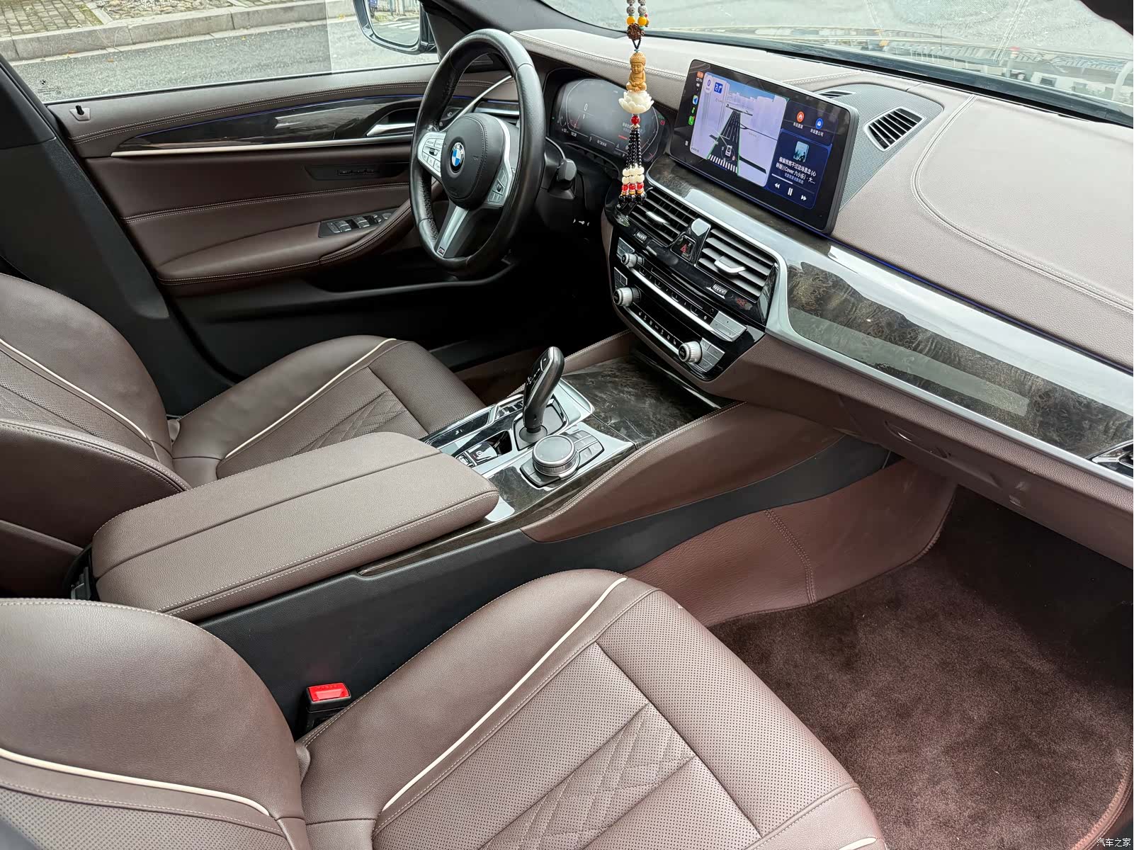 BMW 5 Series, 2023 11