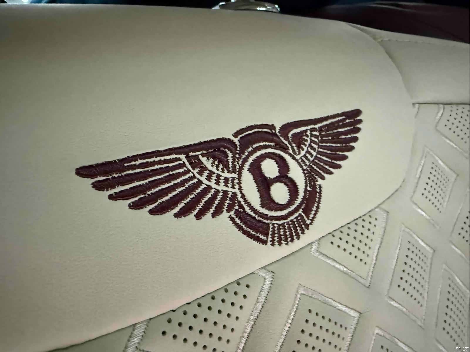 Bentley Flying Spur, 2022 20