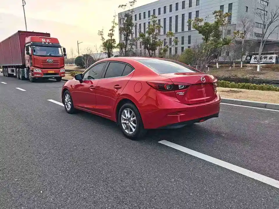 Mazda 3 Angkesaila