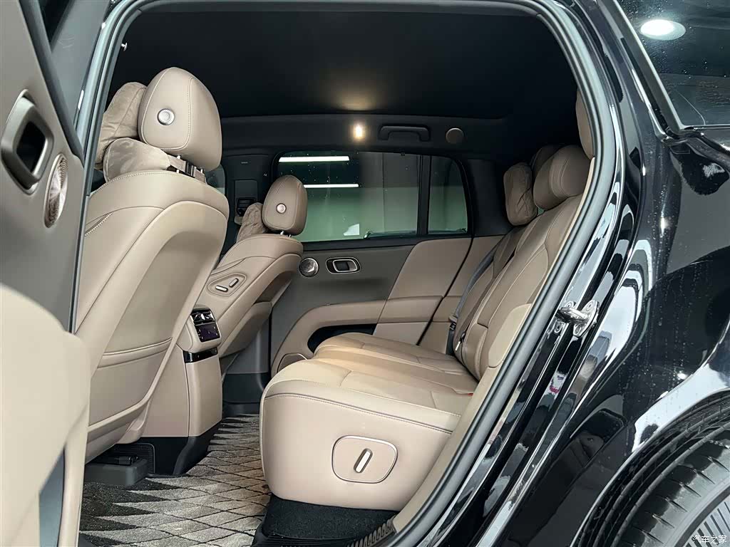 Li Auto i6, 2025 12