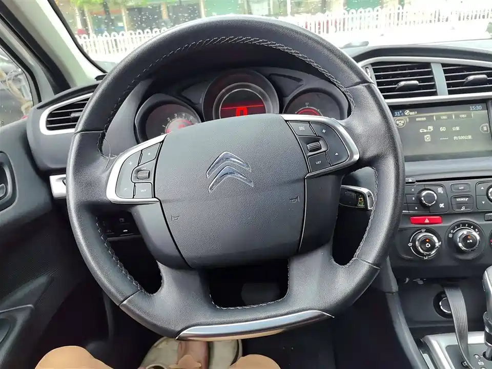 Citroen C4L