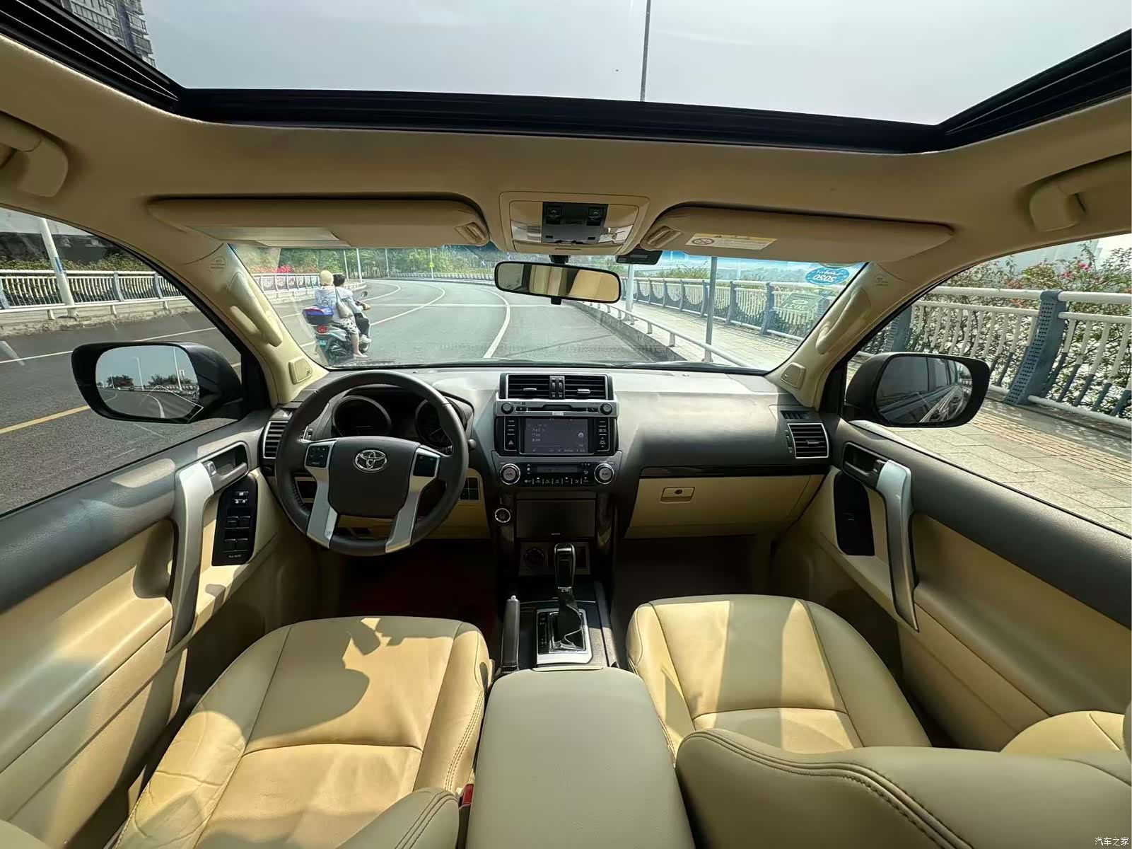 Toyota Prado, 2017 16