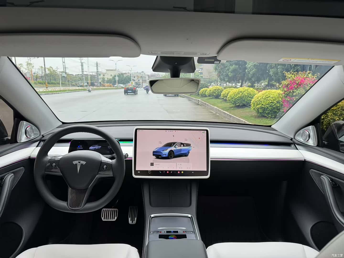 Tesla Model Y, 2023 6