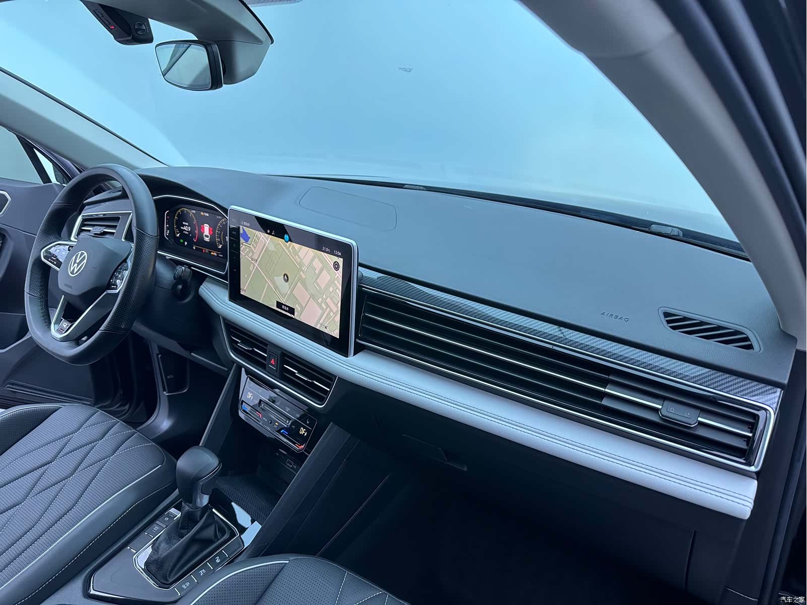 Volkswagen Tiguan L, 2023 22