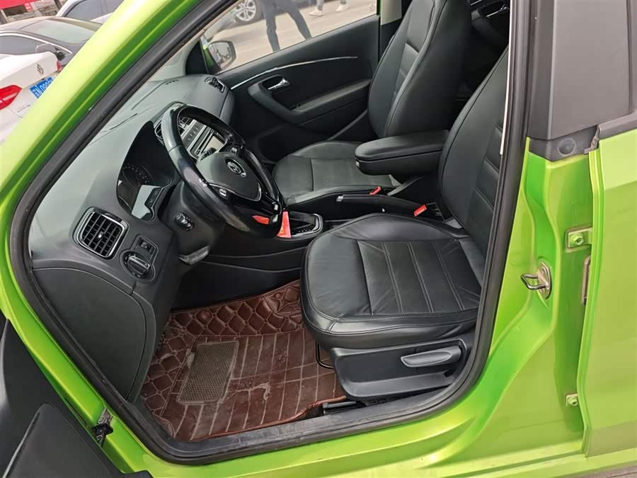 Volkswagen Polo 2015, фото 11