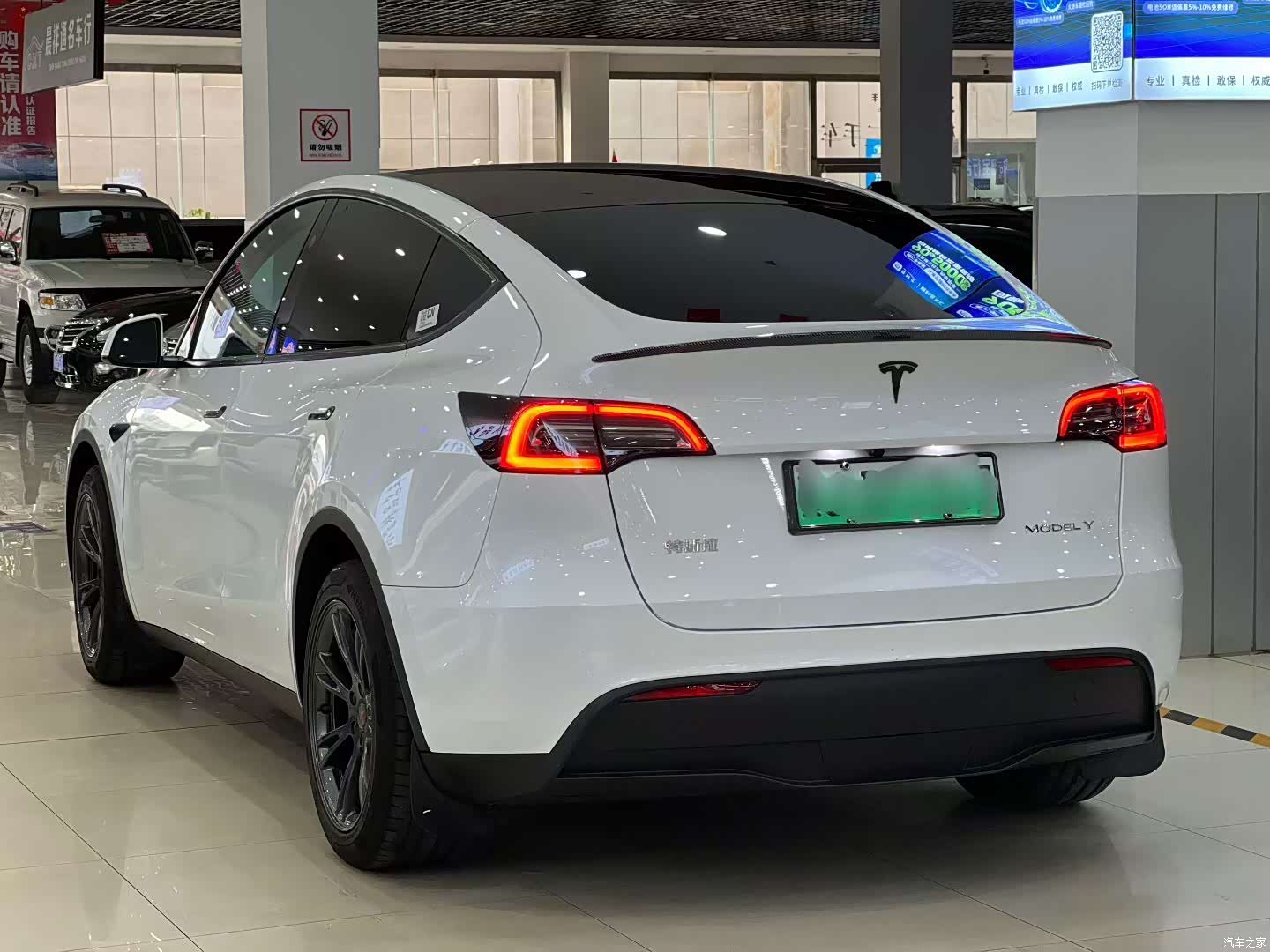 Tesla Model Y, 2024 4