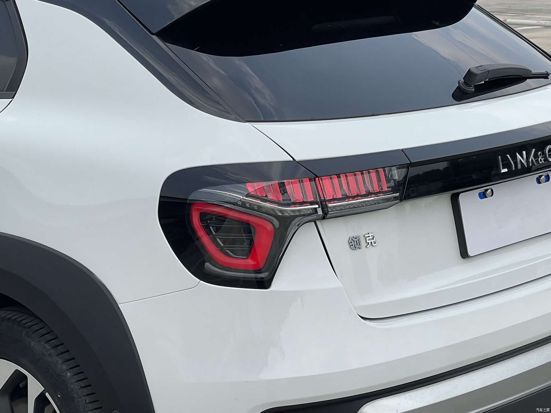 Lynk & Co 01, 2020 все фото