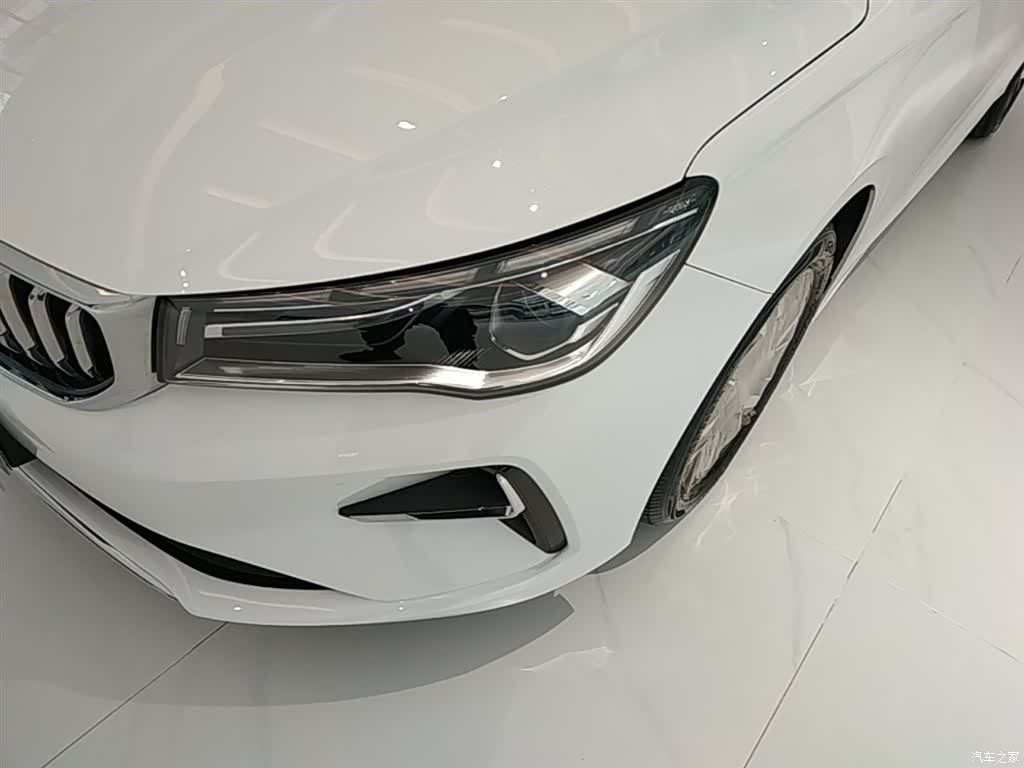 Geely Emgrand, 2026 24