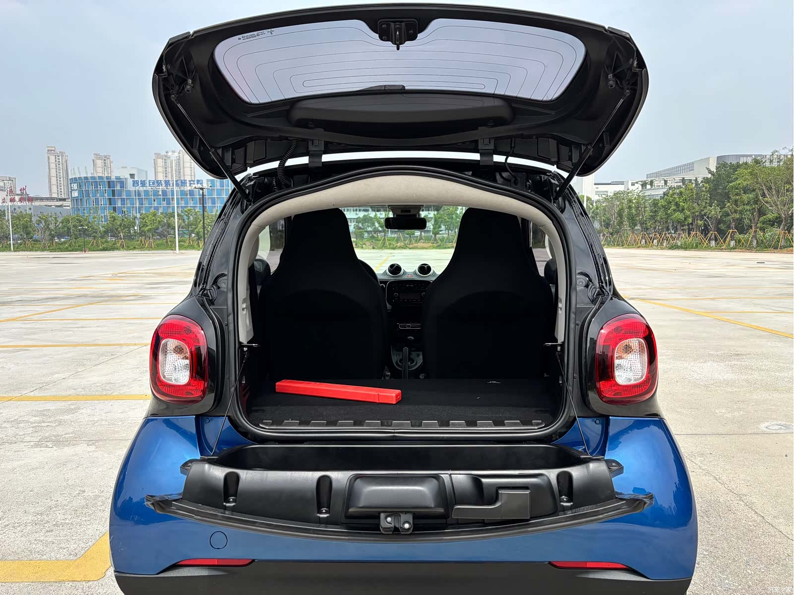 Smart Fortwo, 2018 15