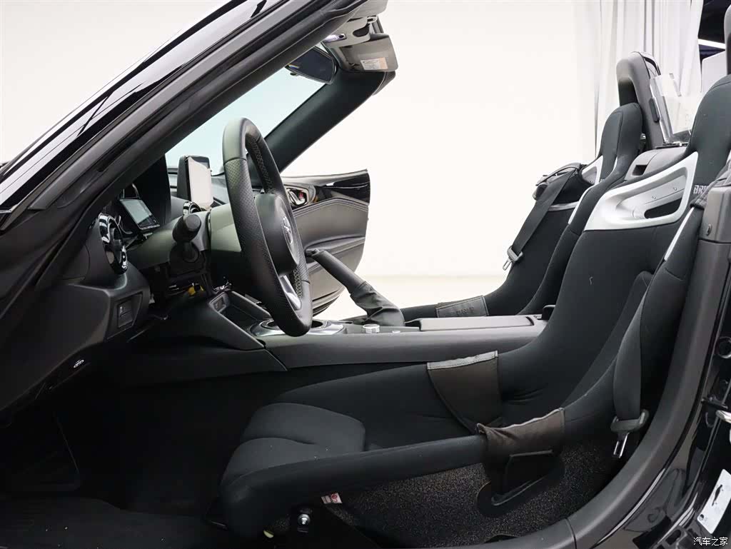 Mazda MX-5, 2023 3
