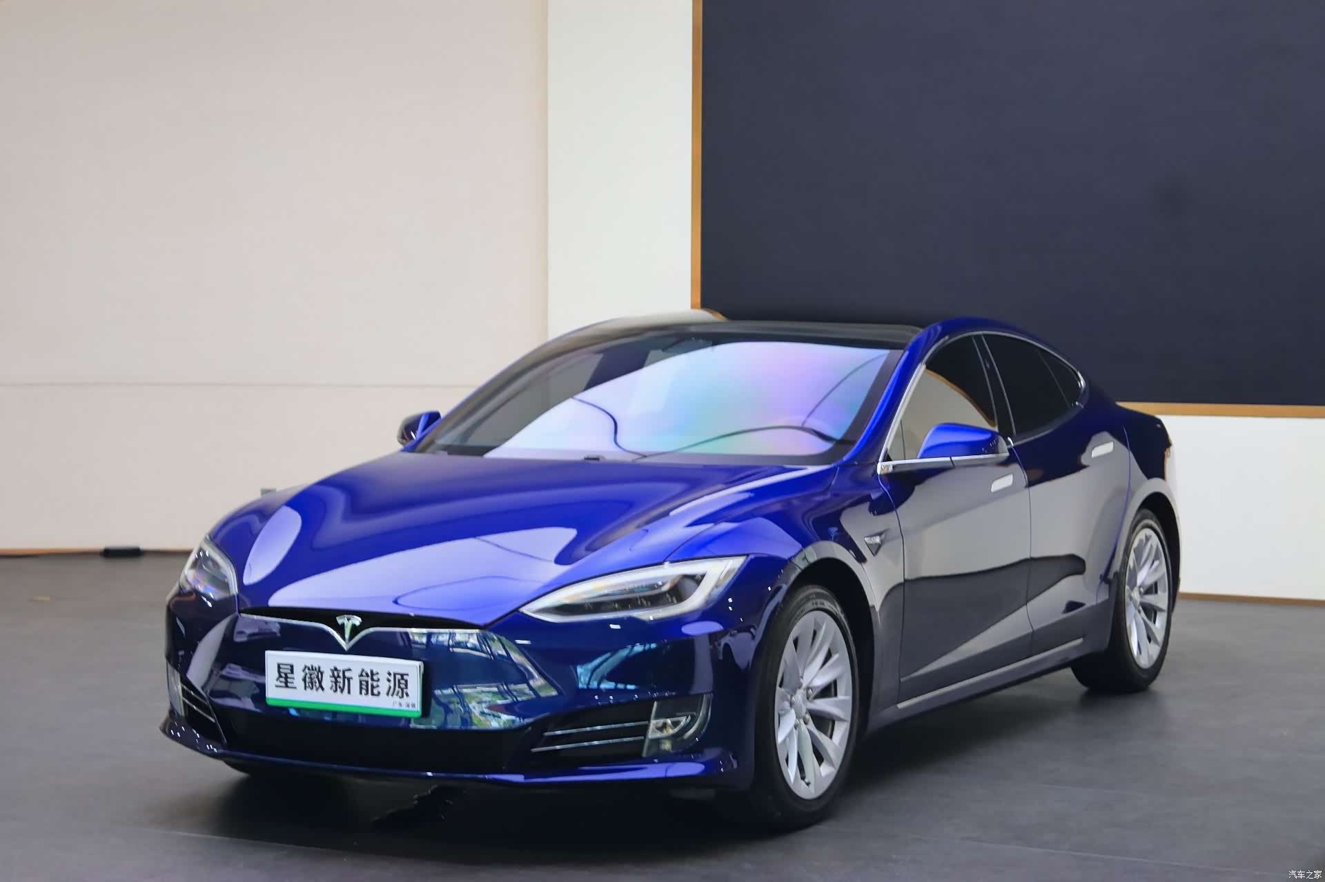 Tesla Model S, 2018 1