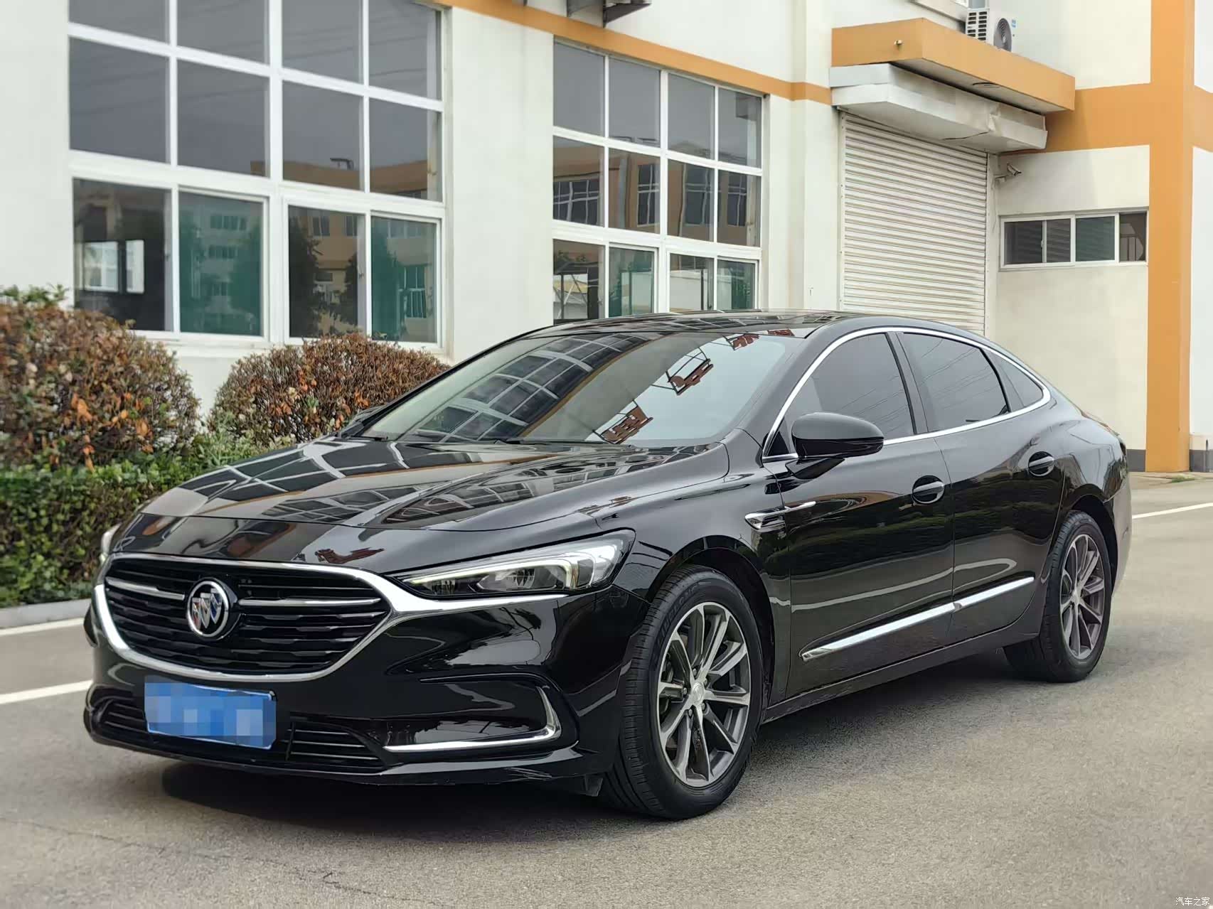 Buick LaCrosse, 2020 1