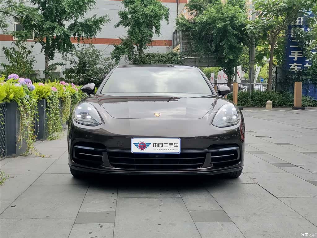 Porsche Panamera, 2018 2