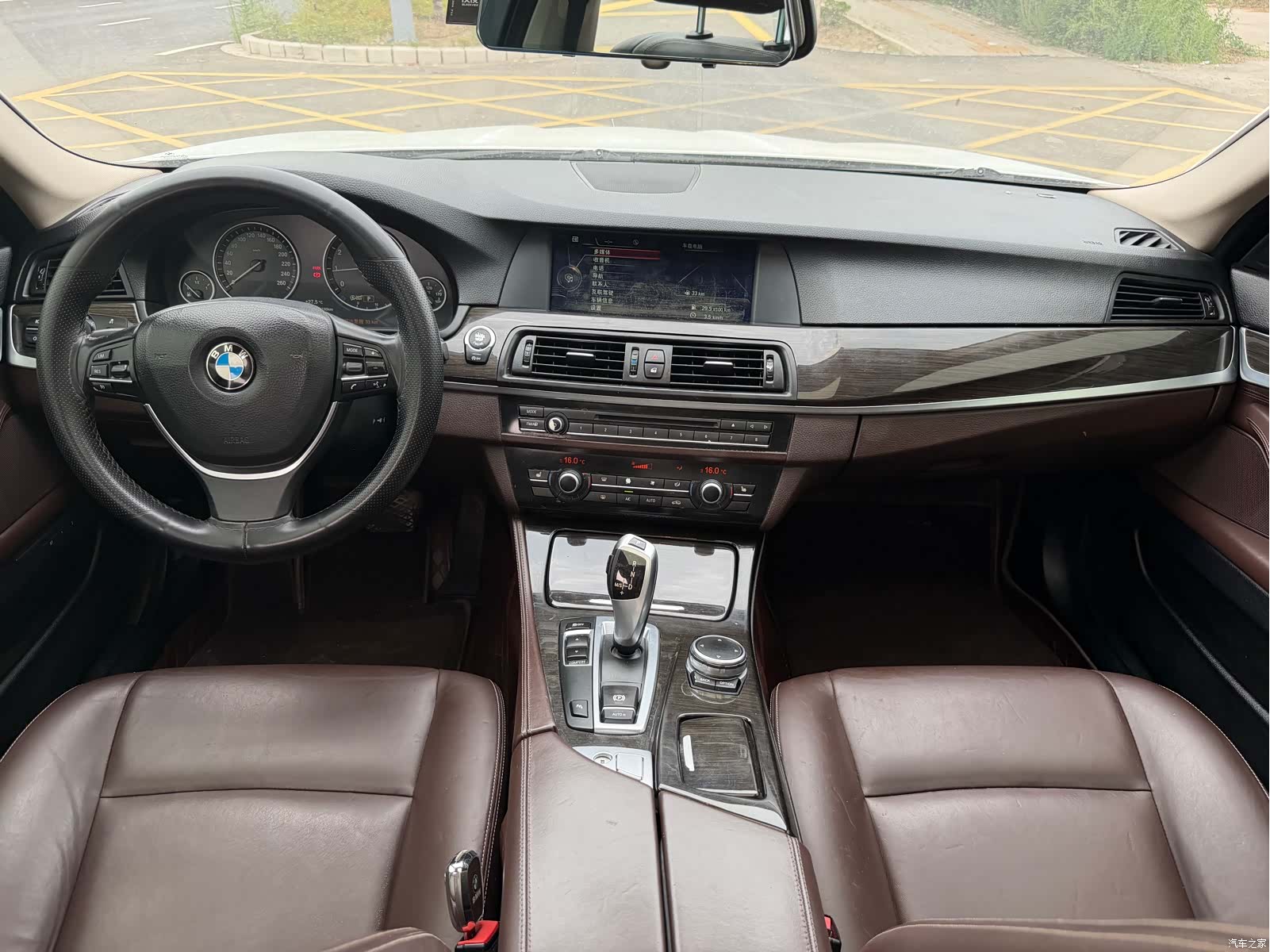 BMW 5 Series, 2015 все фото