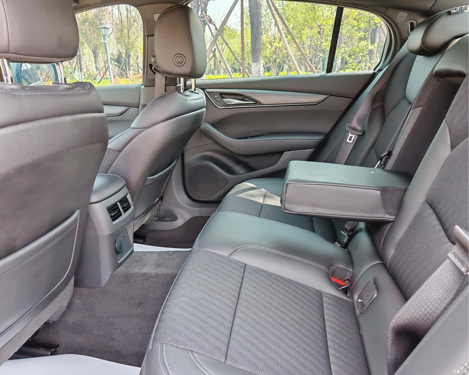 Cadillac CT5, 2022 13
