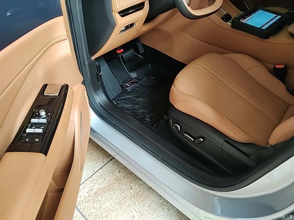 Geely Galaxy L7, 2025 16