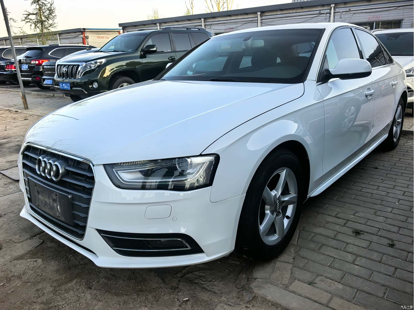 Audi A4L, 2014 1