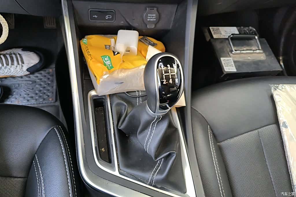 Geely X3, 2020 16