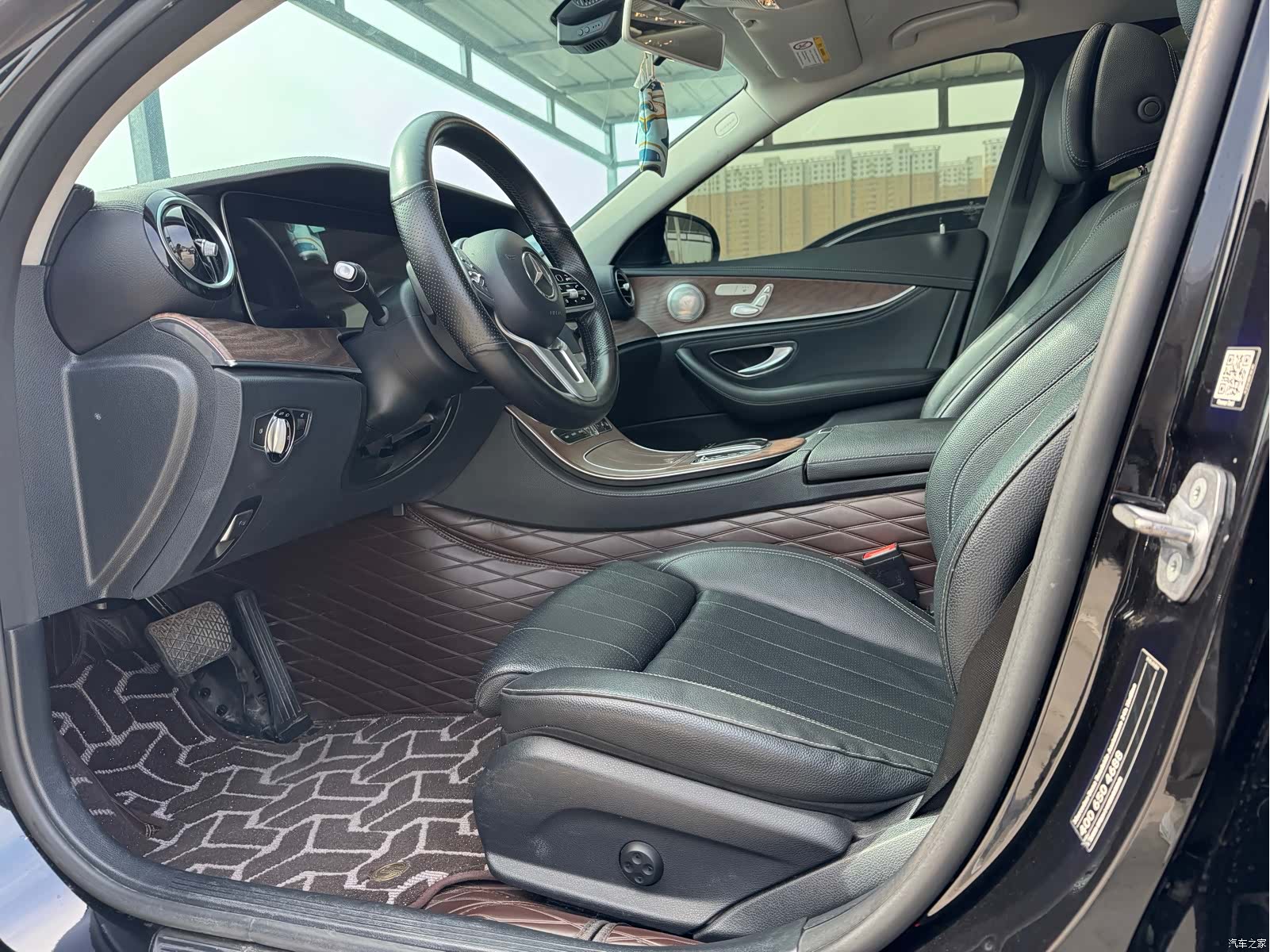 Mercedes-Benz E-Class, 2019 7