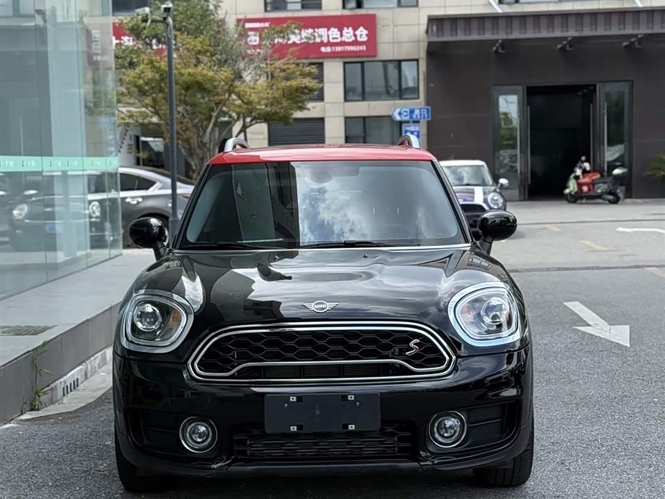 MINI COUNTRYMAN