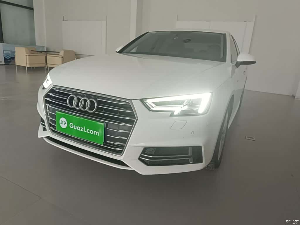 Audi A4L, 2020 1