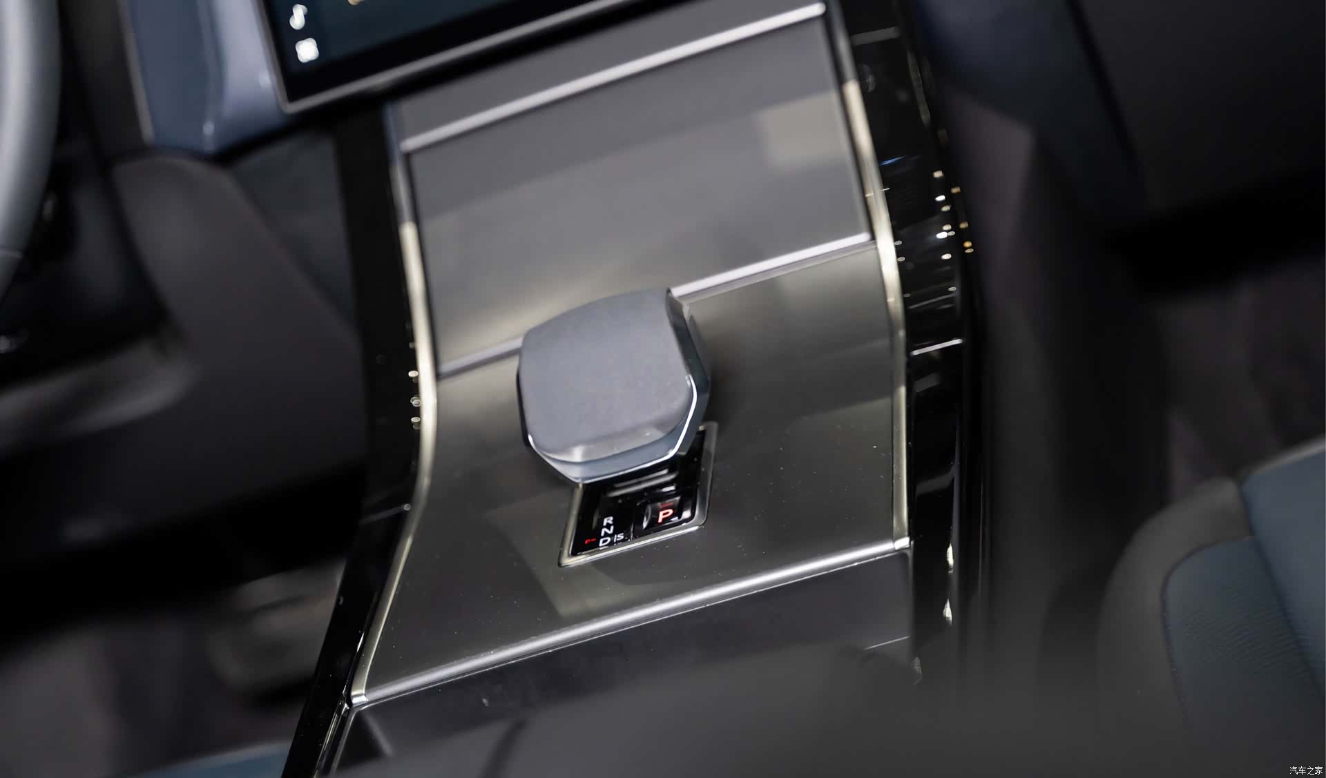 Land Rover Range Rover, 2024 10